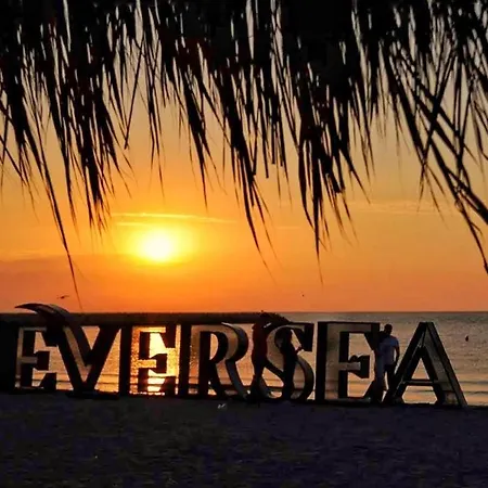 Apartment Plaja Neversea *